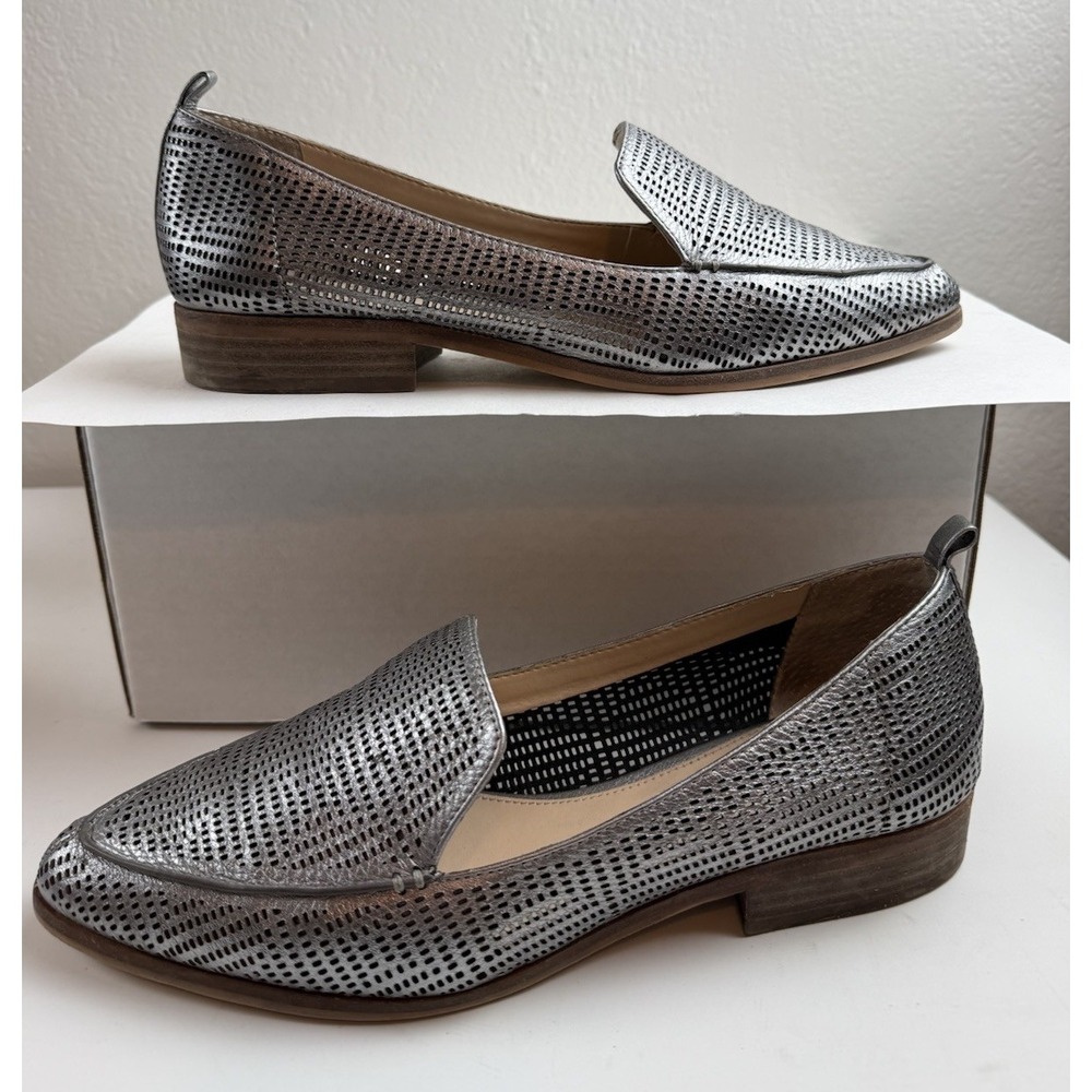 Vince Camuto Kadee Silver Pointed Toe Cut Out Leather Loafer Womens Flats Sz 9.5 - Picture 5 of 9